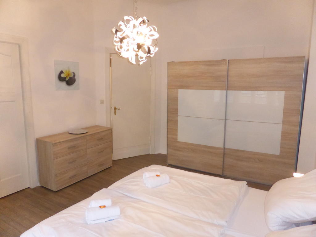 Apartments Dahlie & Nelke Berlin Room photo